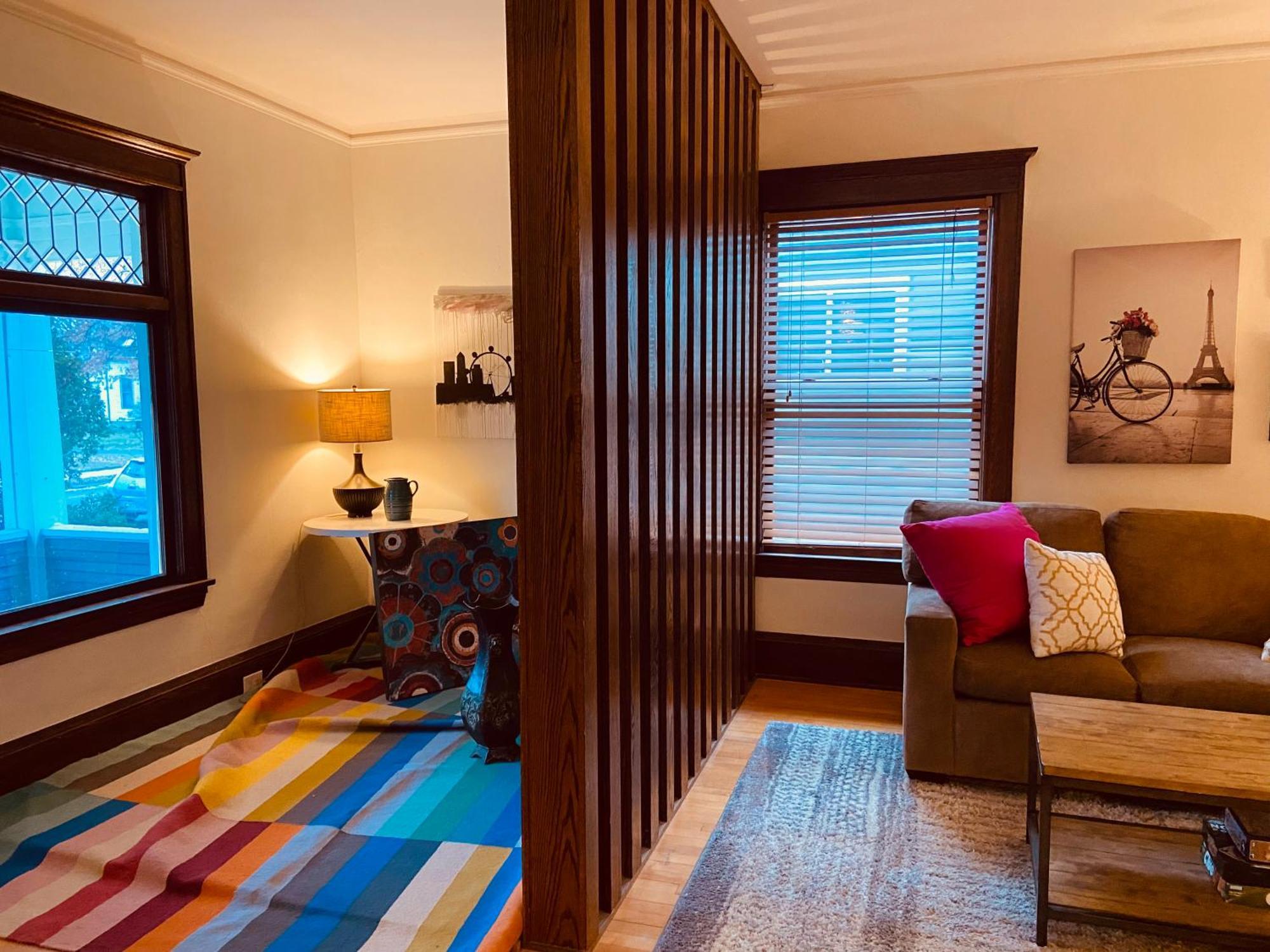 Clover Apartment In Blue House On The Park มินนีแอโพลิส ภายนอก รูปภาพ
